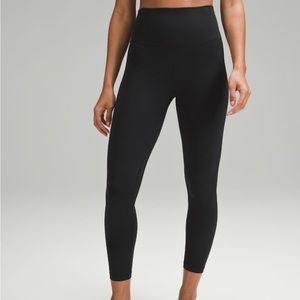 Lululemon align high rise leggings 25” SIZE 10 COLOR BLACK